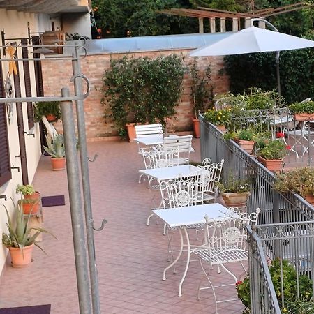 アルバ Il Germano Reale Bed & Breakfast エクステリア 写真